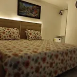 Hotel Eterna Primavera