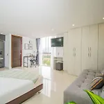 Cozy Studio, fast internet, Poblado, parking