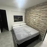Casa Los Naranjos 2 Hostal