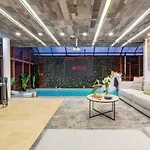 CASA CATALINA Luxury 9BDR Villa In Lleras Park