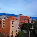 Apartamento En Laureles Con Excelente Ubicacion