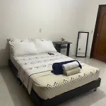 M&N Alojamiento Es Una Habitacion En Un Apto