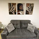 Apartamento En Laureles Con Excelente Ubicacion