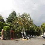 Magnifica casa con estupendas vistas a la ciudad.