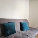 Comfortable Spacious Two-Bedroom Apartment