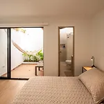 Caobo - City Forest Lodge