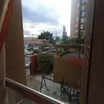 Habitacion Doble En Apartamento En Zona Udea