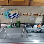 Habitacion Doble En Apartamento En Zona Udea