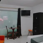Lleras Place Hotel