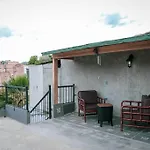 Amplio Duplex Con Terraza Privada.