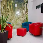 Hotel Suite 66
