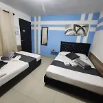 Apartahotel Calasanz Home