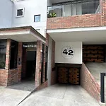 La 42 Apartamentos