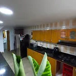 Penthouse W/ Jacuzzi In Lleras Park