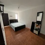 Apartamento Laureles, Cerca A La Estacion Floresta