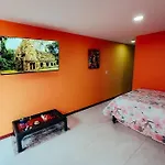 Lindo Apartamento Con Patio Privado.