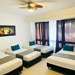 Hotel Tree House Medellin