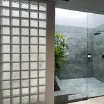 Casa Tokyo 4 Manila - Terraza By Xcay Home