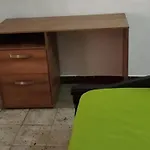 Arriendo Por 1 Ano Completo Fijo Habitacion A Persona Sola En El Barrio El Salvador