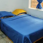 Arriendo Por 1 Ano Completo Fijo Habitacion A Persona Sola En El Barrio El Salvador