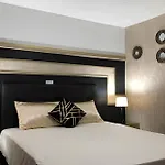 Apartaestudio En Santa Lucia Medellin