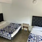 Hotel Ayenda Urbano 70