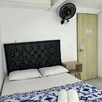 Hotel Ayenda Urbano 70