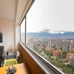 Apto Con La Mejor Vista Del Edificio