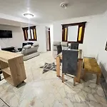 Exclusivo Apartamento Laureles