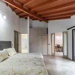 Casa Grande En Medellin