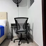Roomies House By Rincon Medellin Sj