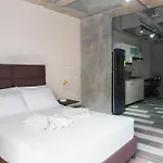 Magenta Hotel