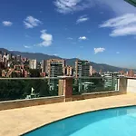 Blux Apartments Medellin