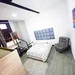 5 Bdmr Spacious Apartment At Poblado