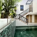 Nowa Bali House - Ac & Heated Pool In Provenza