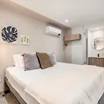 Mohk Boutique By Housy Host