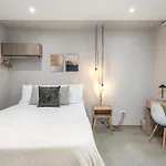 Mohk Boutique By Housy Host
