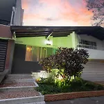 Chill-Out | Jacuzzi Todo El Ano | Unicentro 5 Minu