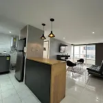 Apartamento En El Poblado Junto Al Cc Santa Fe