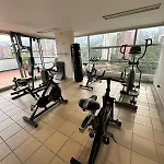 Apartamento En El Poblado Junto Al Cc Santa Fe