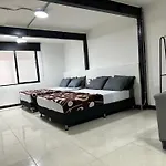 Malibu Loft Hotel