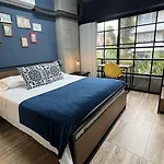 Manila Hotel Boutique
