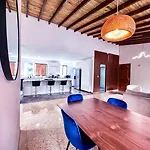 3Br 240 M Ac Pool El Tesoro