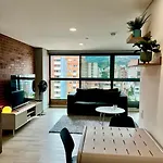 1 Bed Apt W Ac In Laureles