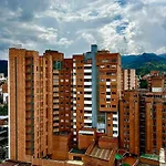 1 Bed Apt W Ac In Laureles