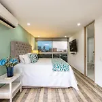 Apartamentos Borbon Suites