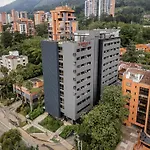 Versus Hotel