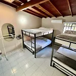 Habitacion Amoblada Sector Laureles Hasta 8 Personas Hab 4