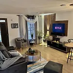 Apartment In Bello\'S Exclusive Area