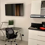 Apartaestudio Luxury En Laureles-La 70 C/Balcon